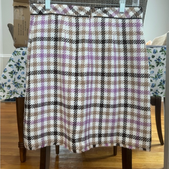NWT tweed mini skirt from Ann Taylor - Picture 2 of 5